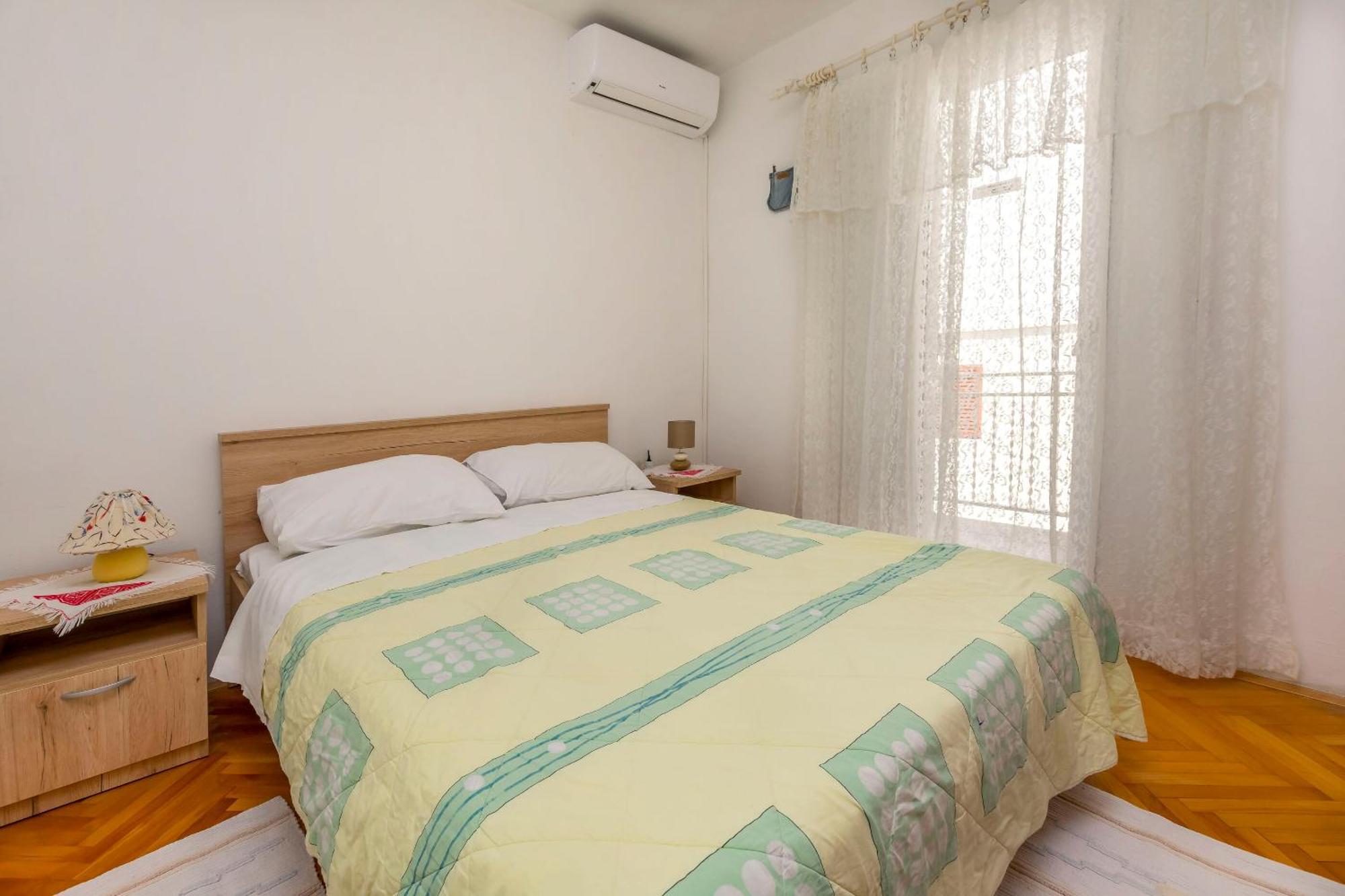 Apartment Jelena Primosten Ngoại thất bức ảnh